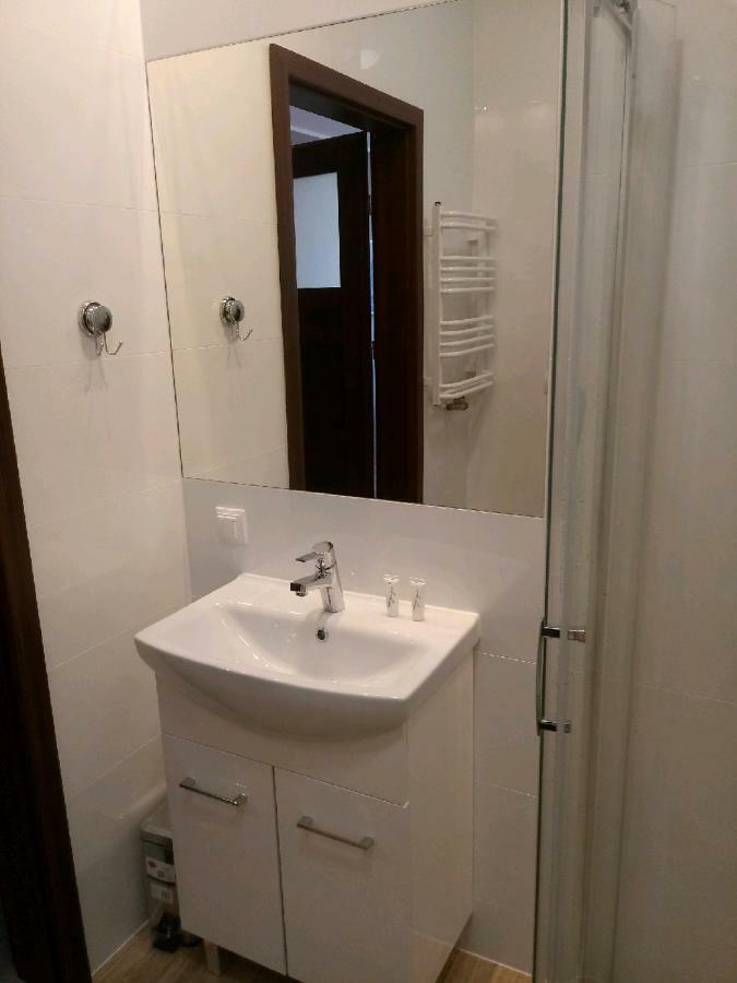 Apartment Apartamentylove - Wieckowski, Prywatny Garaz Podziemny Opcjonalnie Lodz (Lodz)