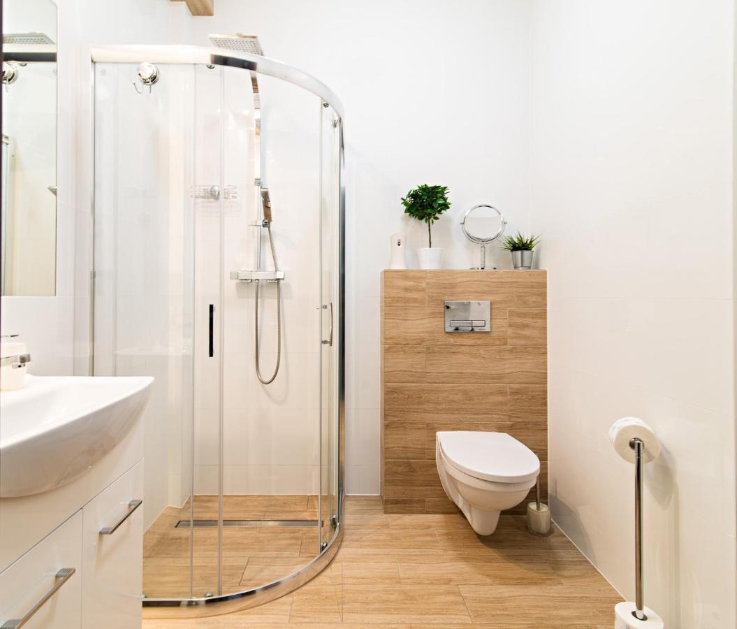 Apartment Apartamentylove - Wieckowski, Prywatny Garaz Podziemny Opcjonalnie